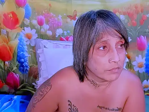 Snapshot of indianroxy chatting on November 19, 2025, 8:20 pm indianroxy online show from November 19, 2025, 8:20 pm