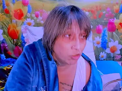 Snapshot of indianroxy chatting on October 21, 2025, 4:17 pm indianroxy online show from October 21, 2025, 4:17 pm