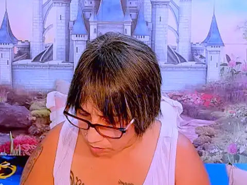 Snapshot of indianroxy chatting on October 7, 2025, 4:30 pm indianroxy online show from October 7, 2025, 4:30 pm