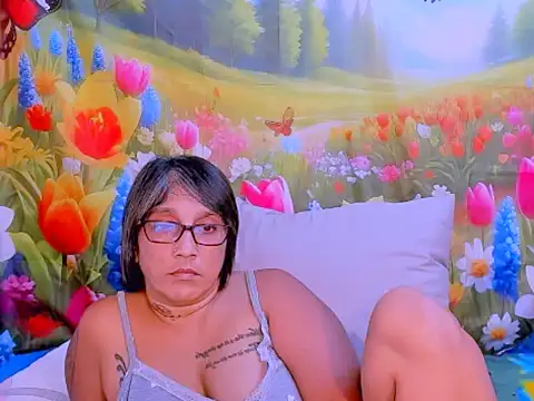 Snapshot of indianroxy chatting on October 30, 2025, 11:34 pm indianroxy online show from October 30, 2025, 11:34 pm