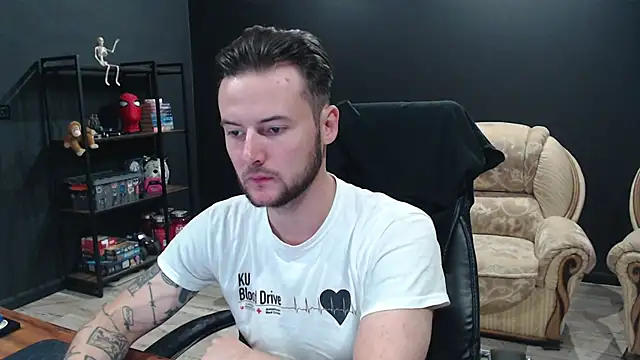 MihasikD online show from October 13, 2025, 6:37 am