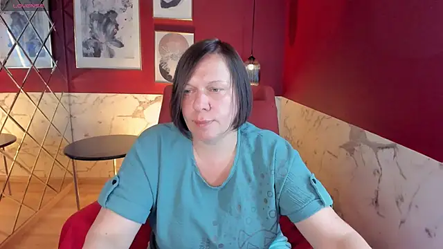 Snapshot of KellyPerfection chatting on June 24, 2026, 12:59 pm KellyPerfection online show from June 24, 2026, 12:59 pm