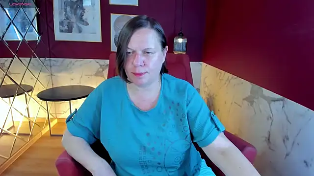 Snapshot of KellyPerfection chatting on July 3, 2026, 7:37 am KellyPerfection online show from July 3, 2026, 7:37 am
