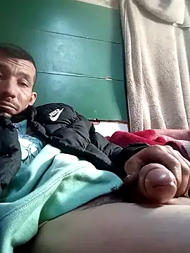 Snapshot of Serapitocojelon chatting on October 14, 2025, 11:04 pm Serapitocojelon online show from October 14, 2025, 11:04 pm