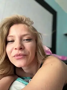 Snapshot of AnastasiaAniess chatting on March 13, 2025, 3:17 pm AnastasiaAniess online show from March 13, 2025, 3:17 pm