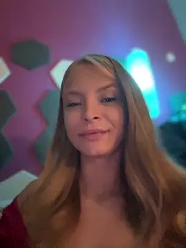 Snapshot of AnastasiaAniess chatting on October 5, 2025, 6:20 pm AnastasiaAniess online show from October 5, 2025, 6:20 pm