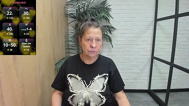 LindaPassionate online show from November 9, 2025, 5:33 am