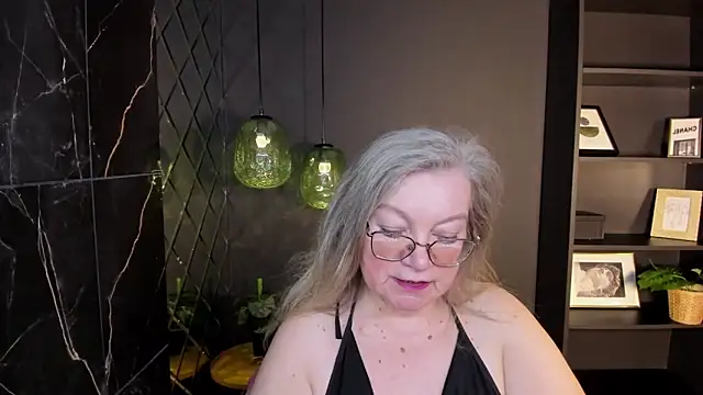 NataliMellow online show from January 19, 2026, 1:37 pm