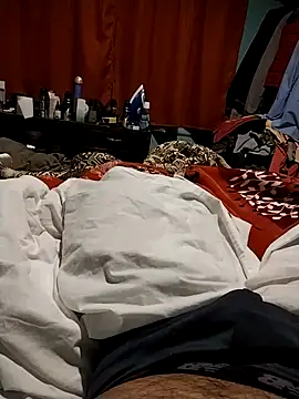 gusaven online show from March 11, 2025, 10:07 am