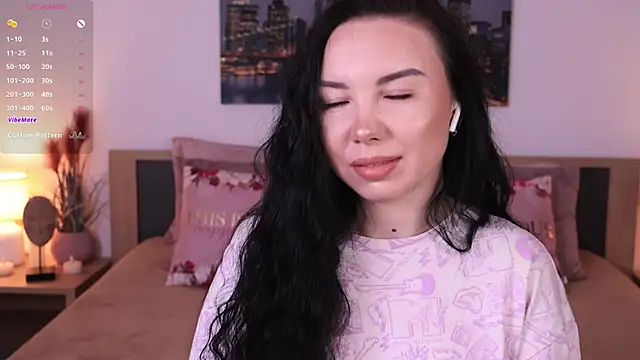 Leila  Sweet online show from April 26, 2026, 6:32 am