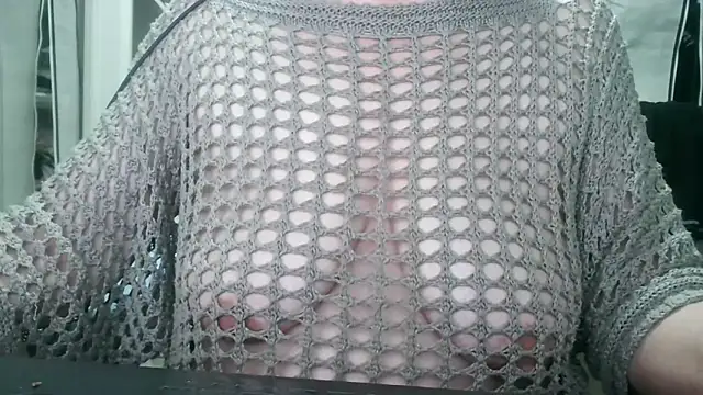 heidi60 online show from December 5, 2025, 8:35 am