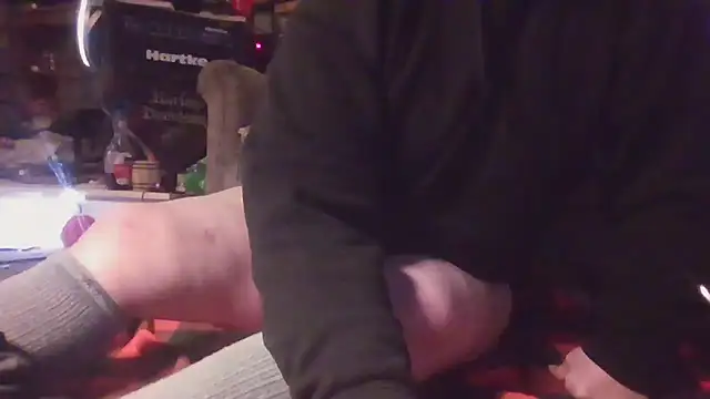 Loki180 online show from November 26, 2025, 4:29 pm