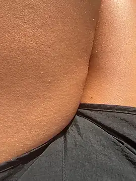 Snapshot of Wet-Pussycat chatting on October 11, 2025, 1:34 pm Wet-Pussycat online show from October 11, 2025, 1:34 pm