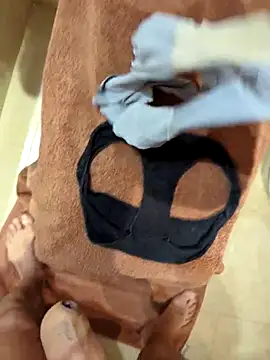 domjoab online show from February 9, 2026, 9:02 pm