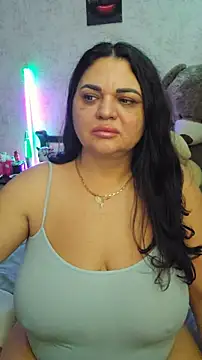 Snapshot of littleRikka chatting on February 15, 2026, 8:30 pm littleRikka online show from February 15, 2026, 8:30 pm