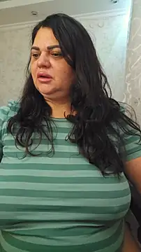 Snapshot of littleRikka chatting on January 18, 2026, 9:24 am littleRikka online show from January 18, 2026, 9:24 am