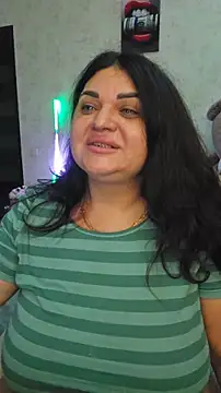 littleRikka online show from March 3, 2026, 8:27 pm