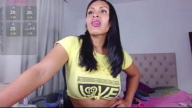 ms freyax online show from September 19, 2025, 4:05 am