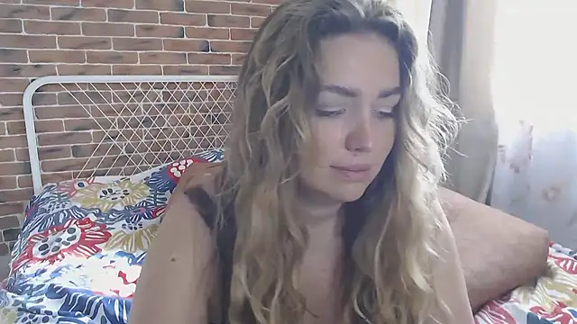 xxkristinaxx online show from February 26, 2025, 7:34 am