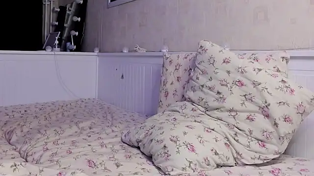 MaryDreaminess online show from March 23, 2026, 7:58 pm