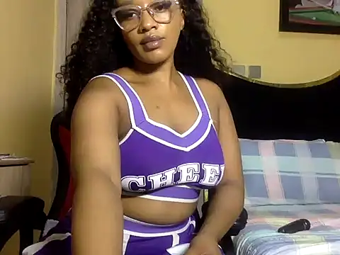 Snapshot of BOOTYBANGER24xx chatting on May 8, 2026, 8:40 am BOOTYBANGER24xx online show from May 8, 2026, 8:40 am