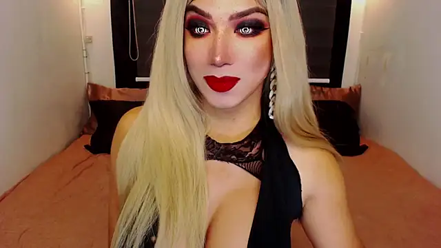 Snapshot of HugeCockDominantXxX chatting on November 13, 2025, 8:24 pm HugeCockDominantXxX online show from November 13, 2025, 8:24 pm