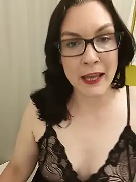 DesreRose online show from June 11, 2026, 10:40 pm