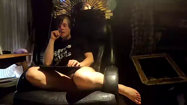 TheDaisyChaos online show from October 20, 2025, 8:42 pm