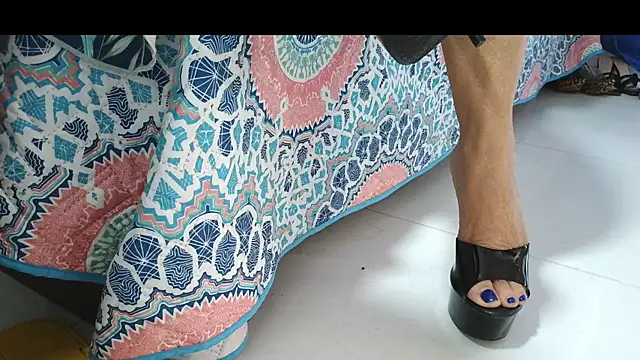 big boobsmature online show from April 19, 2026, 2:29 pm