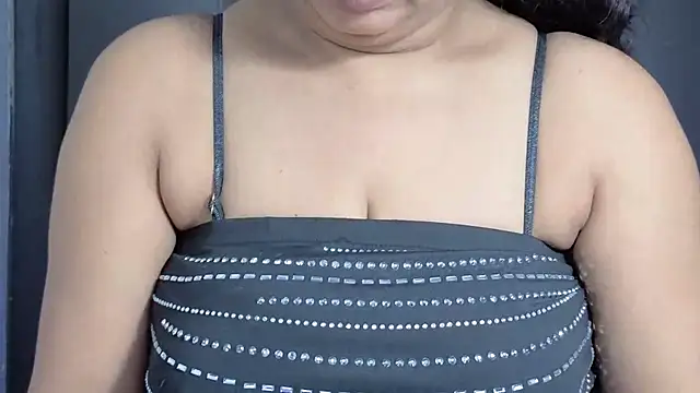 Snapshot of HotSpicyGujju chatting on February 10, 2026, 7:40 am HotSpicyGujju online show from February 10, 2026, 7:40 am