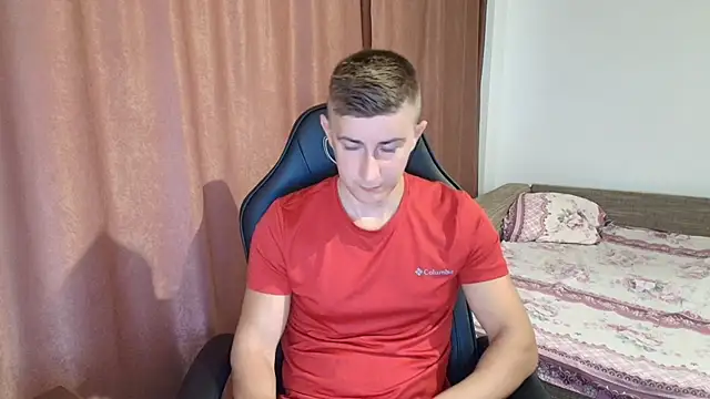 Todhorny9873 online show from February 24, 2025, 6:38 am