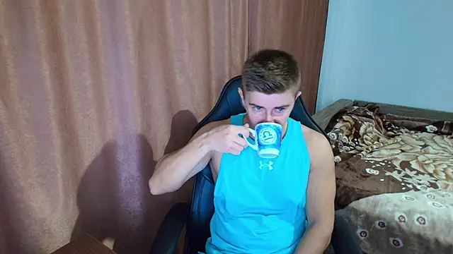 Todhorny9873 online show from January 8, 2026, 5:02 am