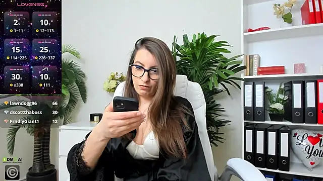 Snapshot of amayawest chatting on February 1, 2025, 11:21 am amayawest online show from February 1, 2025, 11:21 am