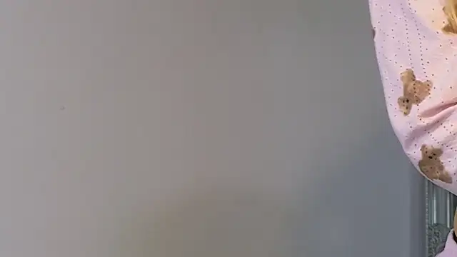 JuliaJuliette online show from October 29, 2025, 12:59 pm