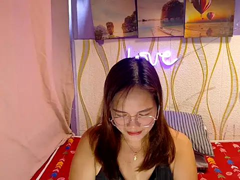 Snapshot of BURBERRY69 chatting on February 26, 2026, 5:51 am BURBERRY69 online show from February 26, 2026, 5:51 am