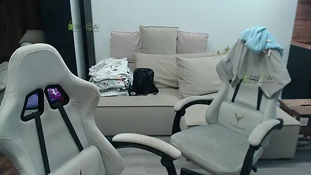 Snapshot of Sunny-Girl1 chatting on November 13, 2025, 7:01 am Sunny-Girl1 online show from November 13, 2025, 7:01 am