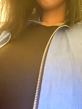 misscectito13 online show from October 24, 2025, 7:46 pm