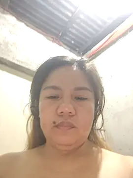 ambersmile online show from November 4, 2025, 10:35 pm