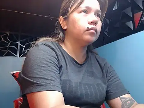 ambersmile online show from October 6, 2025, 7:58 pm