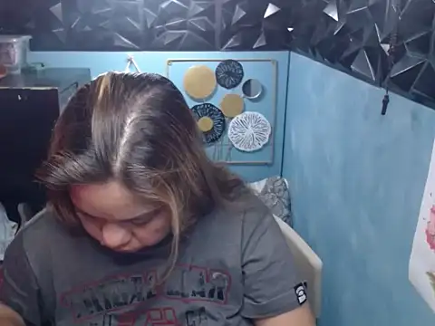 Snapshot of ambersmile chatting on February 14, 2026, 8:53 pm ambersmile online show from February 14, 2026, 8:53 pm