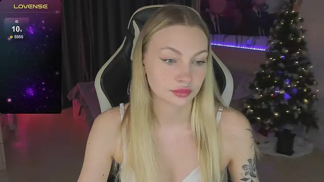 BiMolly online show from February 11, 2025, 12:17 am