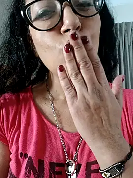 PichyPrettyPussy online show from February 1, 2025, 5:47 pm