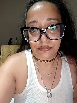 PichyPrettyPussy online show from October 20, 2025, 6:19 pm