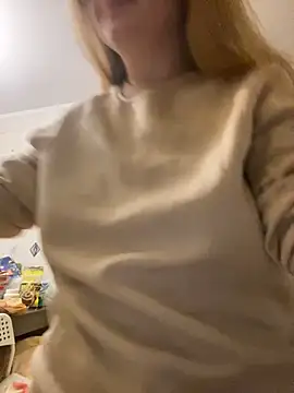 -MimmiLissa- online show from November 19, 2025, 5:02 pm