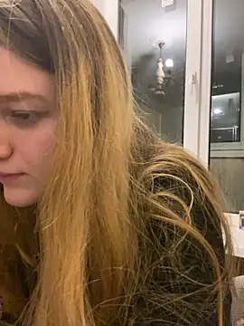 -MimmiLissa- online show from November 12, 2025, 10:57 pm