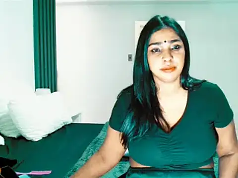 apishkagalmon online show from October 11, 2025, 7:26 pm