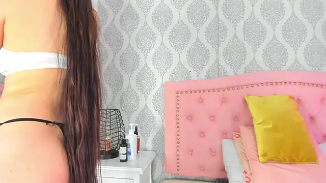 Princsgirl  online show from July 10, 2026, 7:14 pm