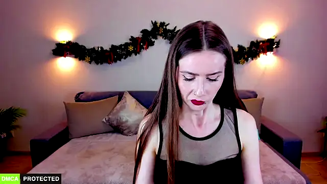 TheWoman   online show from December 22, 2025, 6:52 pm