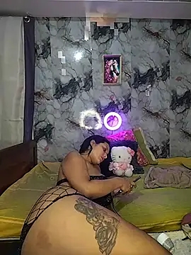 Snapshot of Shantal_Lovee chatting on July 11, 2026, 12:11 am Shantal Lovee online show from July 11, 2026, 12:11 am