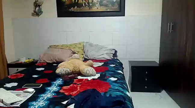 RobertaHott online show from February 22, 2025, 10:31 pm